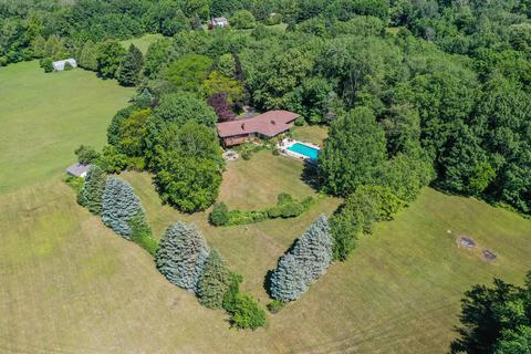 7277 N Range Rd, La Porte, IN 46350 photo 5