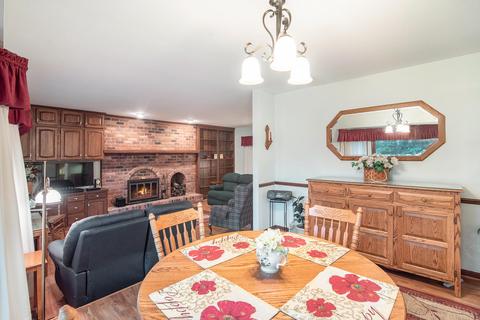609 W Bay St, Davison, MI 48423 photo 8
