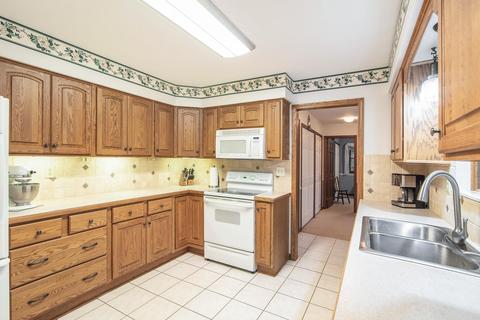609 W Bay St, Davison, MI 48423 photo 12