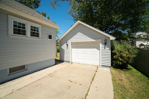 322 3rd Ave, Manistee, MI 49660 photo 9