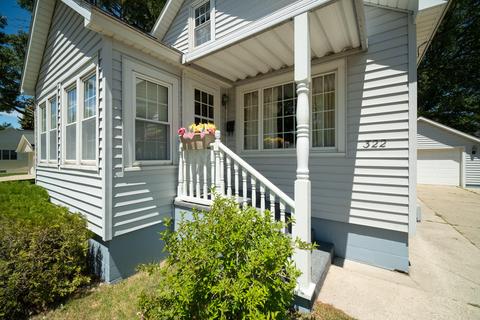 322 3rd Ave, Manistee, MI 49660 photo 2