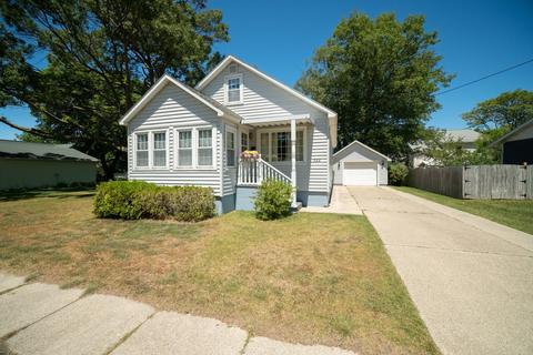 322 3rd Ave, Manistee, MI 49660 photo 4