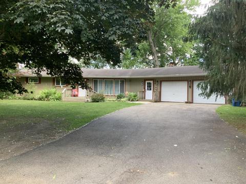 206 E 112th St, Grant, MI 49327 photo 2