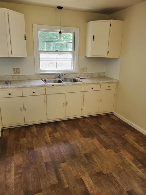 234 Hampton Rd, Benton Harbor, MI 49022 photo 10