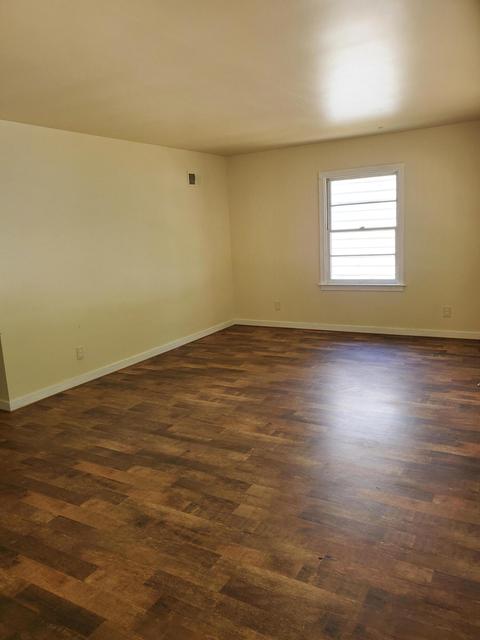 234 Hampton Rd, Benton Harbor, MI 49022 photo 2