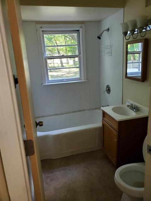234 Hampton Rd, Benton Harbor, MI 49022 photo 9