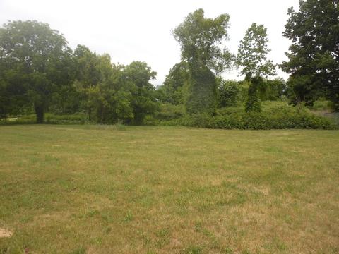 Pond A Rosa Drive, Eau Claire, MI 49111