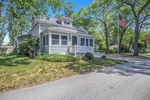 15837 Pine St, Spring Lake, MI 49456 photo 3