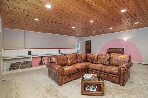 15837 Pine St, Spring Lake, MI 49456 photo 16