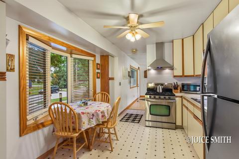 357 Donna Dr SE, Lowell, MI 49331 photo 7