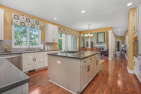 2284 Hearthside Dr SE, Ada, MI 49301 photo 14