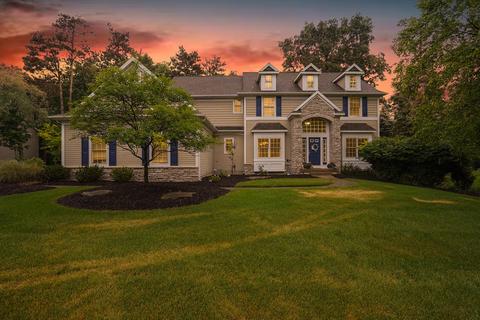 2284 Hearthside Dr SE, Ada, MI 49301 photo 1