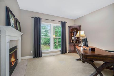 2284 Hearthside Dr SE, Ada, MI 49301 photo 17