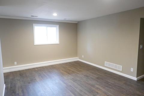 574 9th St, Plainwell, MI 49080 photo 15