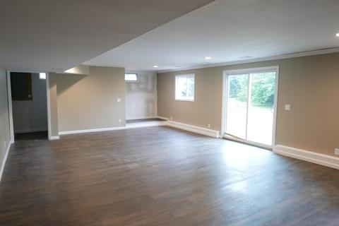 574 9th St, Plainwell, MI 49080 photo 16