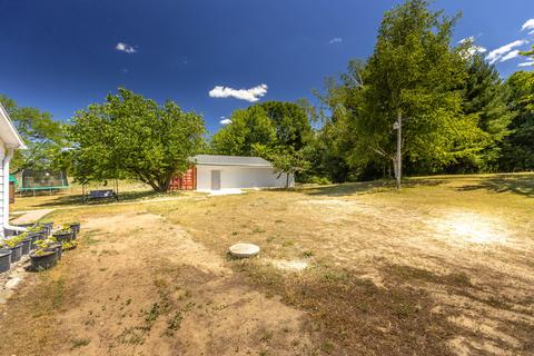 654 E State St, Belding, MI 48809 photo 13