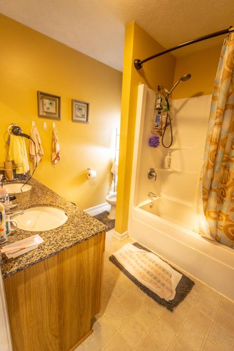 654 E State St, Belding, MI 48809 photo 35