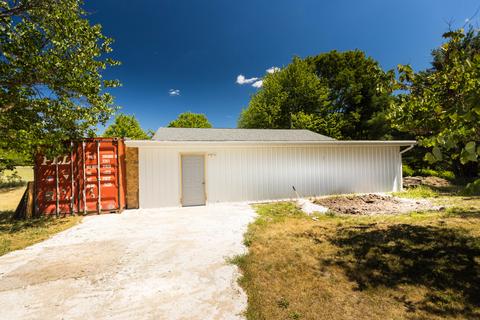 654 E State St, Belding, MI 48809 photo 16