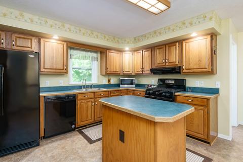 679 M-89, Plainwell, MI 49080 photo 13