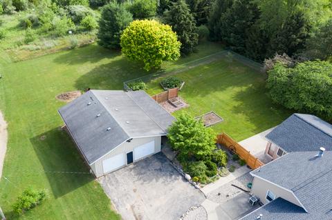 679 M-89, Plainwell, MI 49080 photo 44
