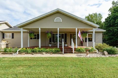 679 M-89, Plainwell, MI 49080 photo 3