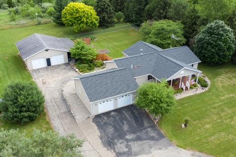 679 M-89, Plainwell, MI 49080 photo 45