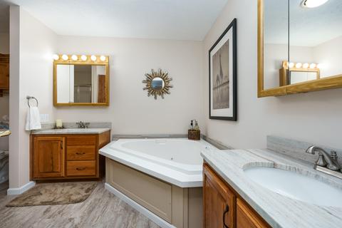 679 M-89, Plainwell, MI 49080 photo 23