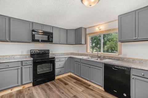 22194 W M-60, Mendon, MI 49072 photo 4