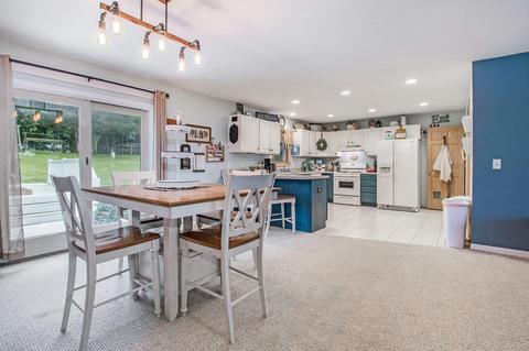 13715 Riverside Dr, Constantine, MI 49042 photo 10