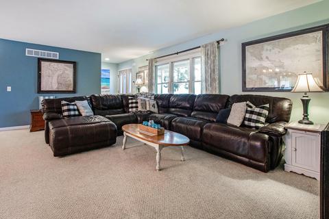 13715 Riverside Dr, Constantine, MI 49042 photo 4