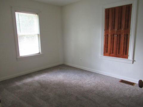 610 E York St, Cassopolis, MI 49031 photo 9