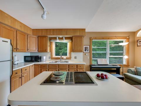 9691 Otter, Baldwin, MI 49304 photo 7