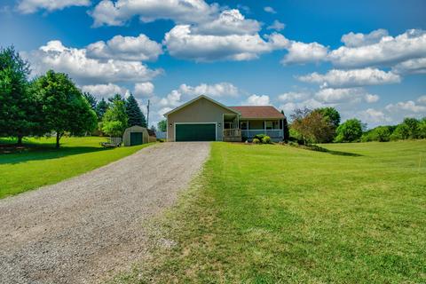 2423 Sutton Rd, Adrian, MI 49221 photo 1