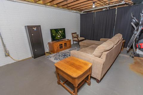 2423 Sutton Rd, Adrian, MI 49221 photo 32