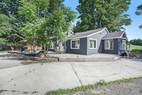5226 Dumon Rd, Belding, MI 48809 photo 2