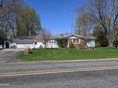 530 Preuss Rd, Manistee, MI 49660 photo 1