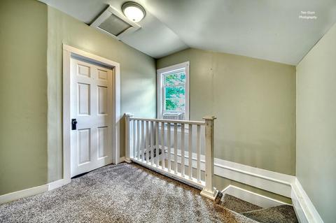 39 E 16th St, Holland, MI 49423 photo 17