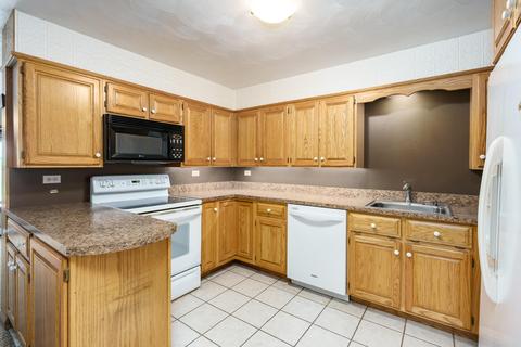 916 110th Ave, Plainwell, MI 49080 photo 6