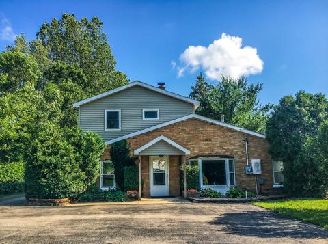 916 110th Ave, Plainwell, MI 49080 photo 1