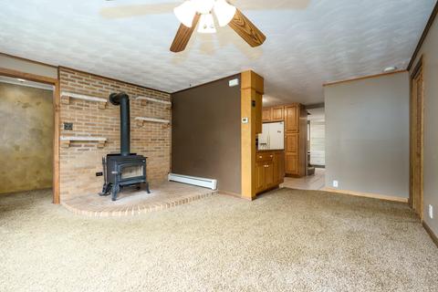 916 110th Ave, Plainwell, MI 49080 photo 4