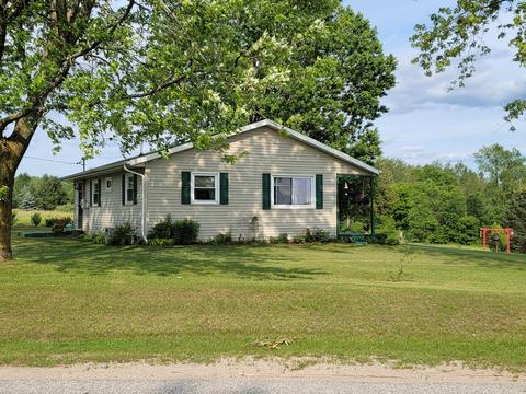 4200 180th Ave, Morley, MI 49336 photo 4