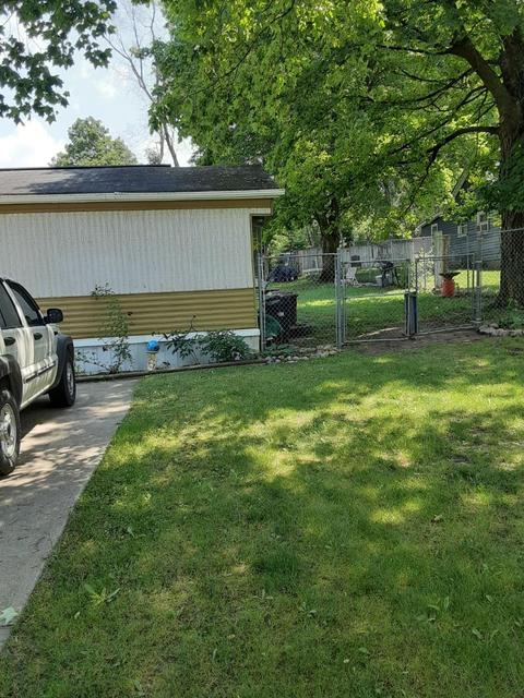 228 Baldwin St, Lyons, MI 48851 photo 2