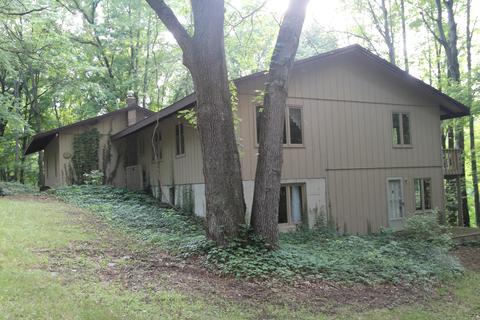 775 2nd St, Plainwell, MI 49080 photo 9