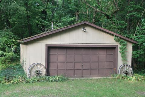 775 2nd St, Plainwell, MI 49080 photo 6