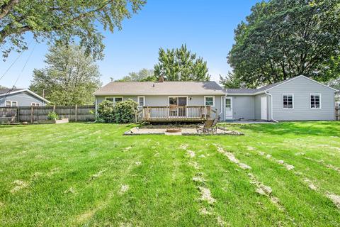 211 Cherrywood Dr, Plainwell, MI 49080 photo 20