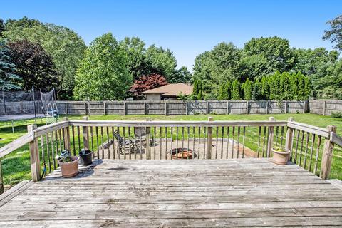 211 Cherrywood Dr, Plainwell, MI 49080 photo 17