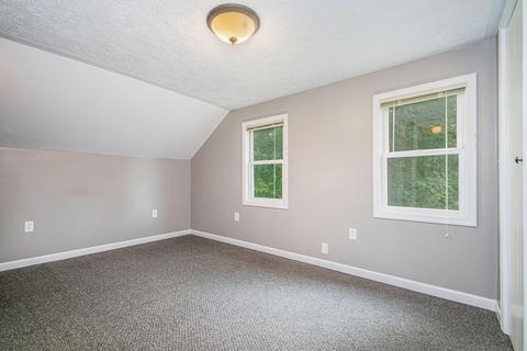 504 Kiddville St, Belding, MI 48809 photo 14