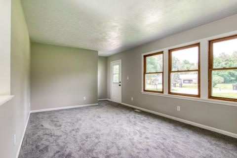 923 Gainder Rd, Plainwell, MI 49080 photo 6