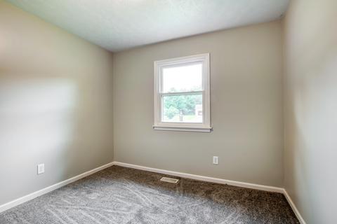 923 Gainder Rd, Plainwell, MI 49080 photo 16
