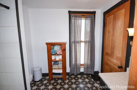 156 E Main St, Ionia, MI 48846 photo 36